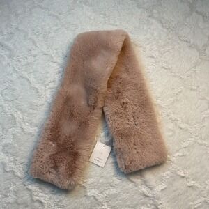 Lauren Conrad Faux Fur Scarf Pink Plush Cozy‎ Winter Fashion Accessory